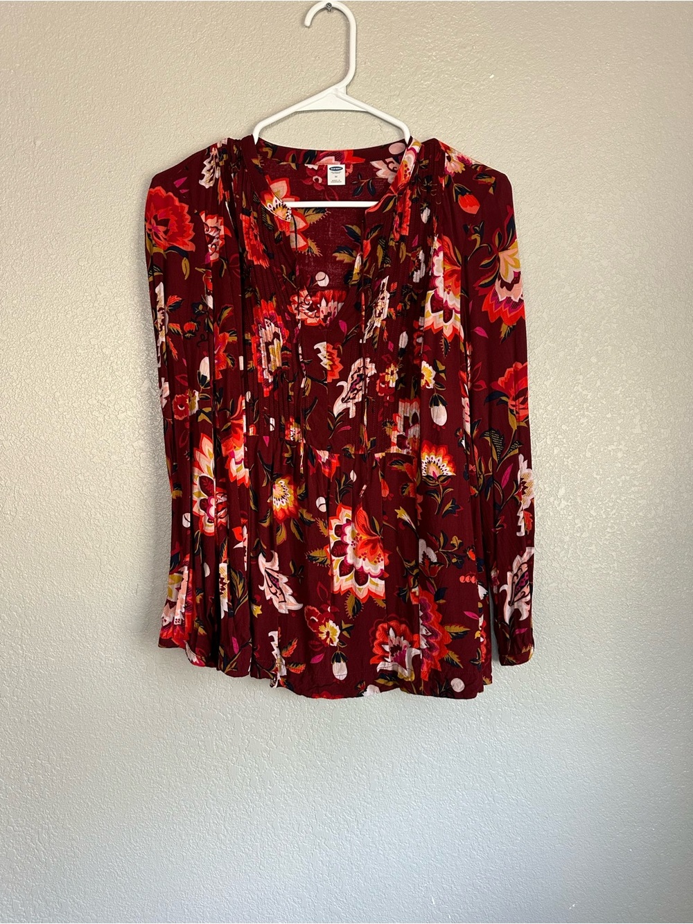 Old Navy Burgundy Floral Lightweight Long Sleeve Blouse Top